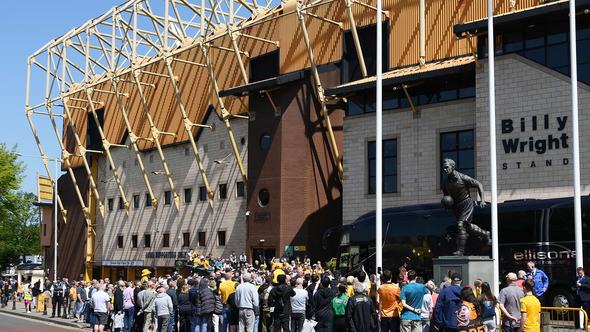 风雪回家路 驾车、走路、骑车要注意什么？请收好这份出行攻略.